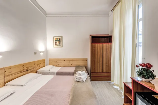 Room, Triple, 1 Double and 1 Single Bed, Hotel Altavilla 9 6/9