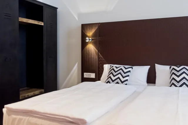 غرفة قياسية ثلاثية، elaya hotel leipzig city center 1/2
