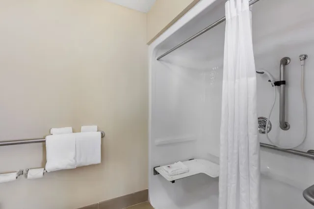 جناح بسريرين كوين مع أريكة، Comfort Suites Nashville 3/3