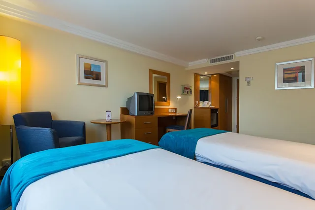 غرفة قياسية بسريرين منفصلين، Britannia Leeds Bradford Airport 8/10