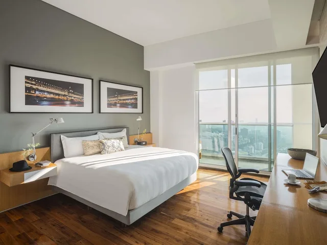Premier, Executive, King Bed, The Paragon Hotel Mexico City Santa Fe by Accor 4/10