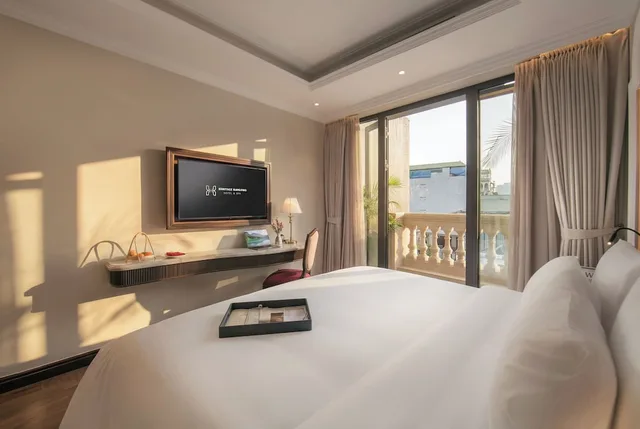 غرفة ديلوكس بسريرين منفصلين بإطلالة على المدينة بشرفة، Heritage Hamlong Hotel & Spa 5/10
