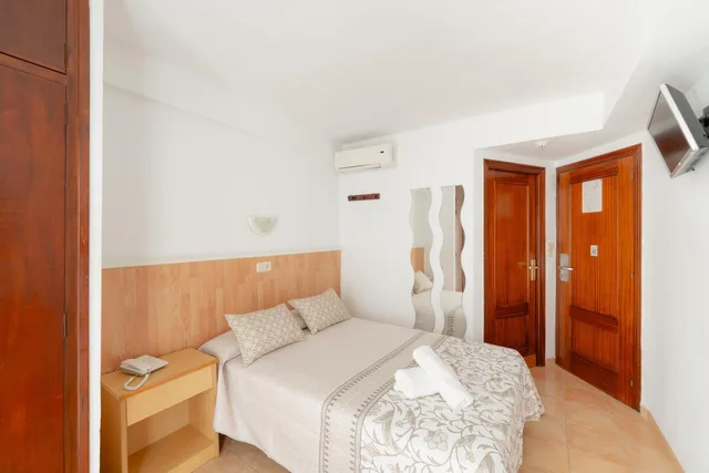 غرفة بسرير مزدوج أو سريرين منفصلين، Hotel Santa Faz - Adults Only 4/10
