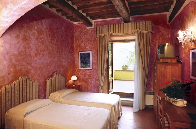 غرفة ثلاثية بثلاثة أسرّة، Palazzo Al Torrione 2 1/2