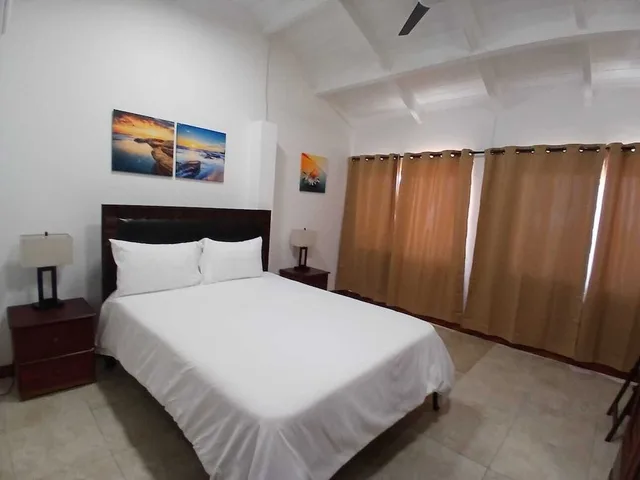 غرفة قياسية مفردة بسرير كوين، Lord Nelson Hotel 1/1
