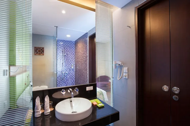 Superior, Queen Bed, No Balcony، Ibis Styles Bali Denpasar 8/8
