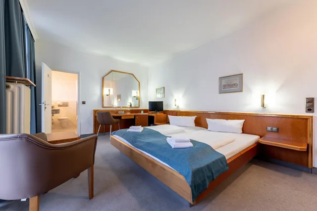 غرفة بسرير كوين، Trip Inn Klee Am Park Wiesbaden 3/5