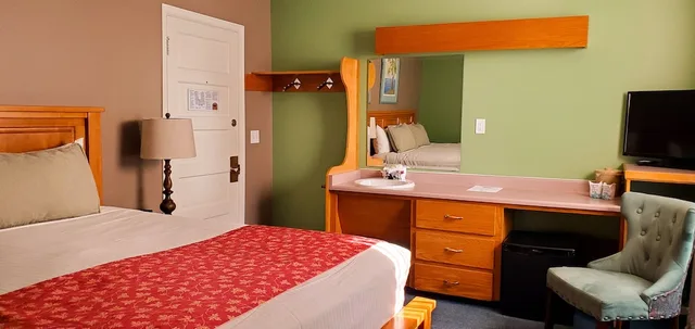 غرفة تقليدية بسرير كينج، James Bay Inn Hotel Suites Cottage 5/8
