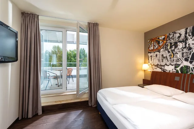 جناح، Seminaris Seehotel Potsdam 1/5