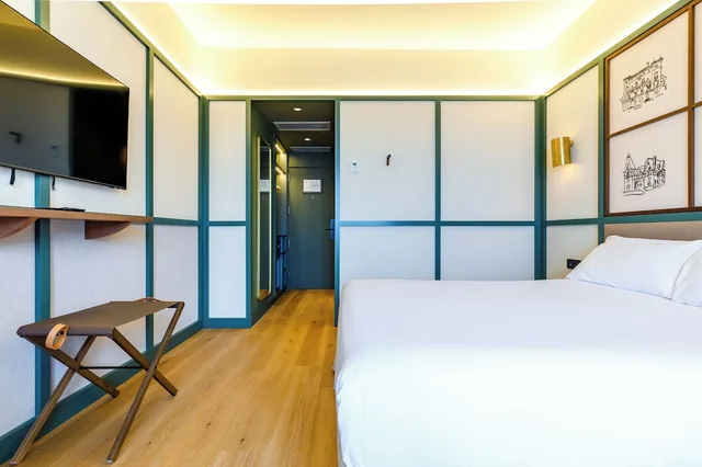 غرفة سوبيريور بسريرين منفصلين بإطلالة على البحر بشرفة، Petit Palace Tamarises 6/10