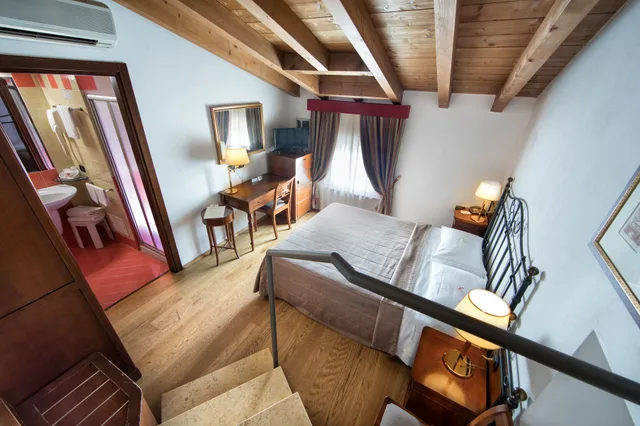 غرفة أساسية بسريرين منفصلين، Villa Malaspina 3/5