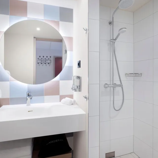غرفة بسرير فردي، Hampton By Hilton Kaiserslautern 4/5