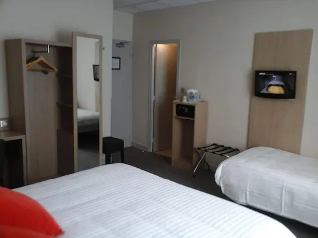 غرفة كومفورت بسرير مزدوج، Hotel Carmin 5/8
