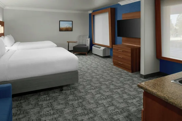 غرفة بسريرين كوين، Holiday Inn Express Suites Rancho Cucamonga 3/5