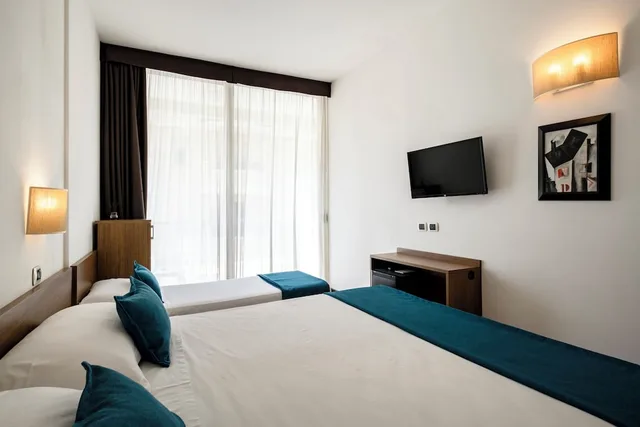غرفة ثلاثية بثلاثة أسرّة، Hotel Cristallo Rimini 4/7