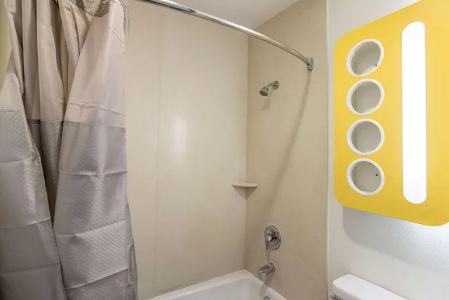 2 Queen Beds - Micfridge، Motel6 Bell Gardens, CA - Los Angeles 5/5
