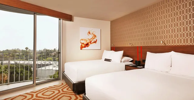 غرفة بسريرين مزدوجين، Angeleno Hotel 2/2