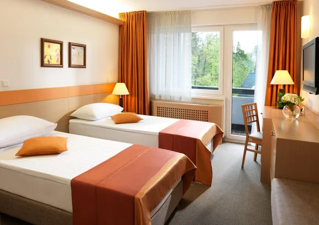 غرفة بسرير مزدوج بشرفة، Hotel Savica 3/7
