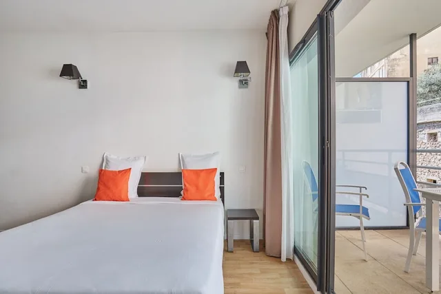 استوديو سوبيريور بسرير مزدوج وسرير فردي بشرفة، Appart'hotel Odalys City Monaco Les Hauts de la Principaute 3/10
