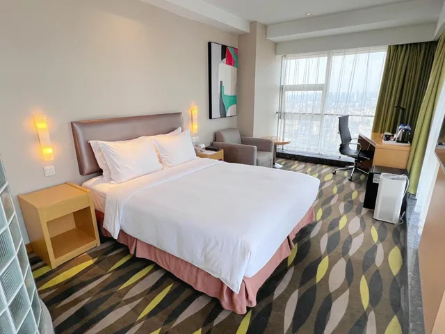 Room, King Bed, Sofa, Holiday Inn Express Changzhou Lanling 3/6