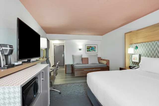 غرفة قياسية بسرير كينج، Candlewood Suites - Roanoke - Valley View, an IHG Hotel 2/6