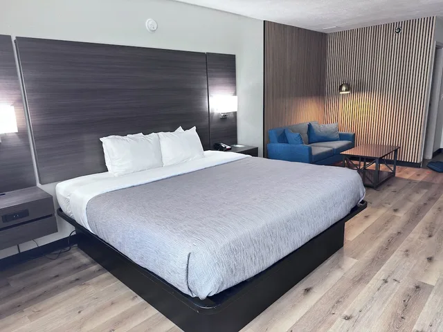 Upgrade, King Bed، Quality Inn Spearfish I-90 1/5
