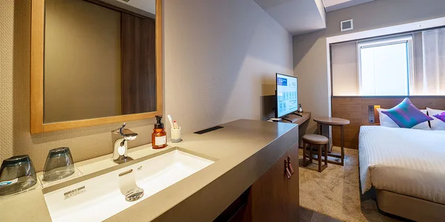 Standard, Double Bed, Hotel Oriental Express Fukuoka Nakasu Kawabata 2/2