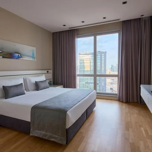 Two Bedroom Deluxe Apartment City View، Anthill Suites 3/10