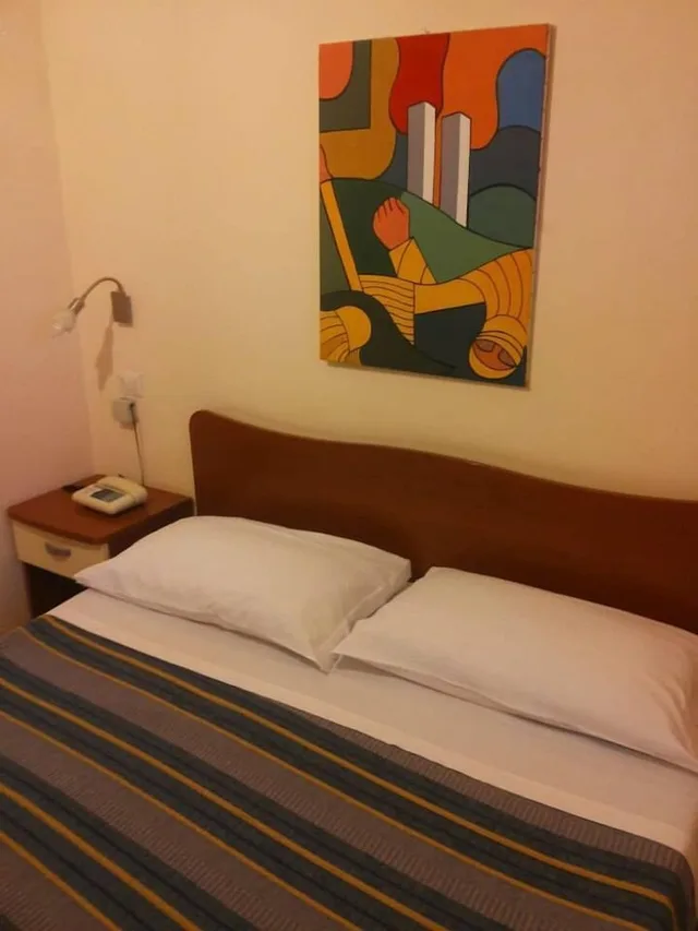 غرفة بسرير كوين، Piccolo Hotel 2/5