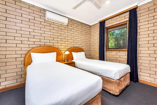 Upgrade, Suite, Queen and Twin Beds, Comfort Inn and Suites Sombrero Adelaide 4/8