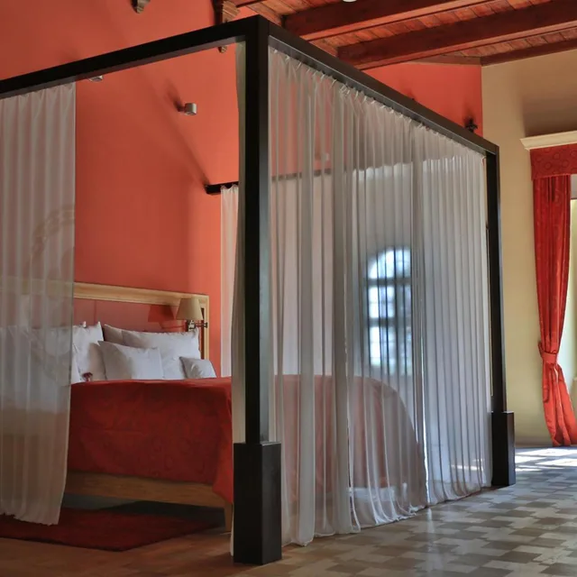 Kings, Suite، Chateau Heralec 1/1