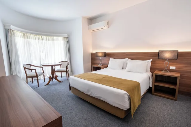 غرفة فاخرة بسرير كوين، Parque Hotel Jean Clevers 1/10