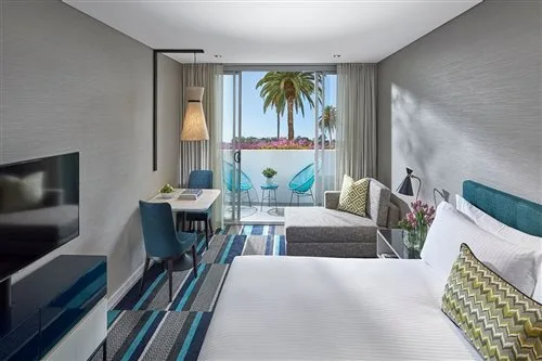 غرفة سوبيريور بشرفة مفردة بسرير كينج، CROWN PROMENADE PERTH 1/2