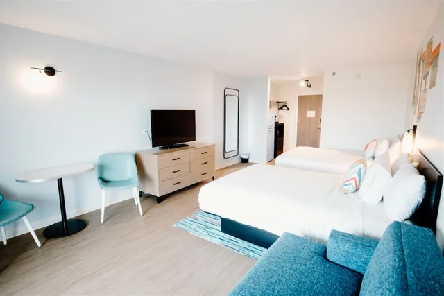 Room, 2 Queen Beds, Urban View, Sofa, Balcony, Atlantic OceanFront Inn 8/10