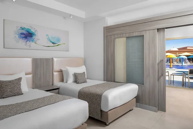 Family, Bungalow, King and Twin Beds, Pool View, Pickalbatros Jungle Aqua Park - Neverland Hurghada 3/10