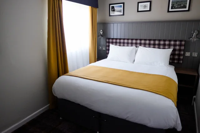 غرفة بريميوم بسرير كوين، Almondsbury Interchange Hotel 3/9