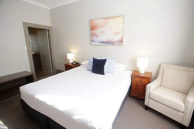 غرفة بسرير كوين، HOTEL BONDI 1/3