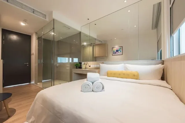 Dreamer, Studio, Queen Bed، Komune Living 1/3