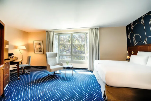 غرفة ديلوكس بسرير كينج، Courtyard By Marriott Bochum Stadtpark 4/10