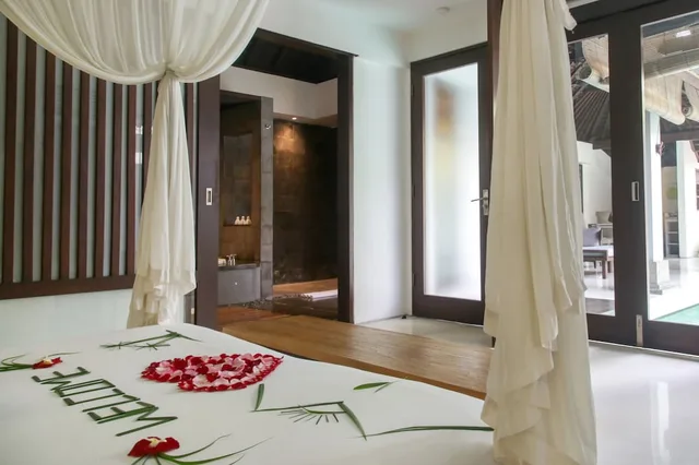 Pool, Villa, King Bed، The Amala 4/9
