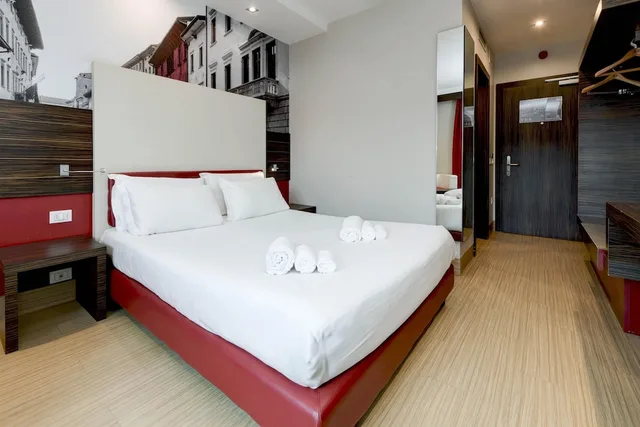 غرفة سوبيريور بسرير كوين، B&B Hotel Trento 2/4