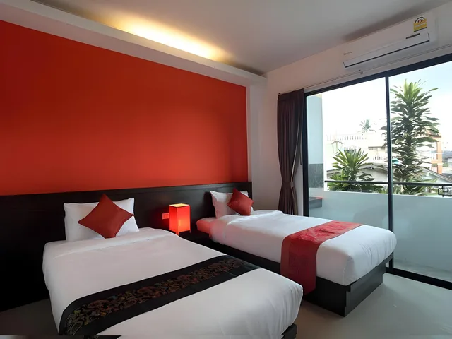 Standard, Twin Beds, Karon Sino House 1/3