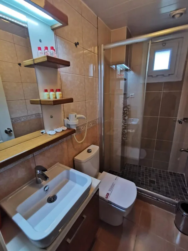 غرفة قياسية بسريرين منفصلين، Agora Boutique Hotel & Bistro 5/6