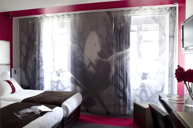 Superior, Double or Twin Bed, Grand Hotel Saint Michel 3/7