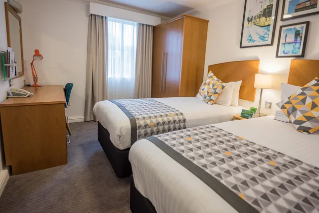 غرفة بسريرين منفصلين، Holiday Inn Manchester West 2/6