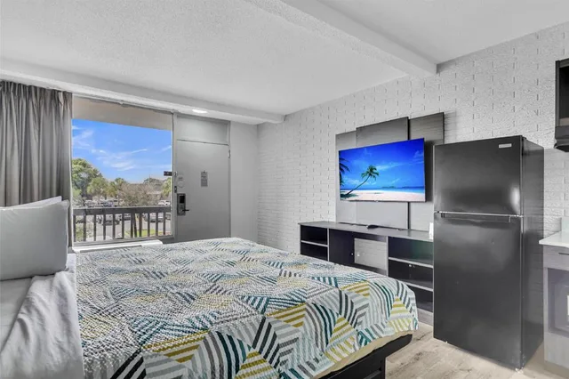 غرفة بسرير كينج لغير المدخنين بمطبخ، Studio 6 Extended Stay - Summerville, SC - Charleston 4/10