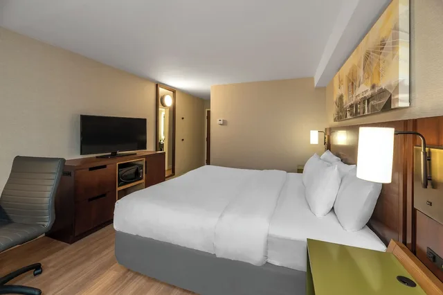 غرفة بسرير كينج، Comfort Inn Parry Sound 7/10