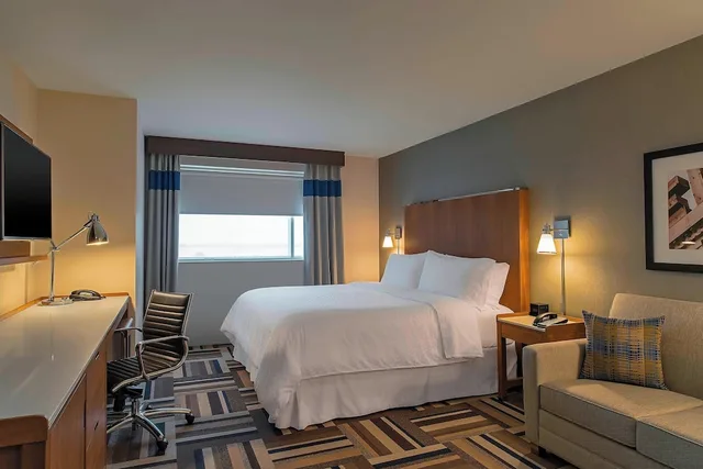 جناح بغرفة نوم واحدة، FOUR POINTS BY SHERATON MIDLAND 1/4