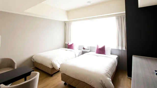غرفة ديلوكس بسريرين منفصلين بحوض استحمام، Sakura Terrace 1/1