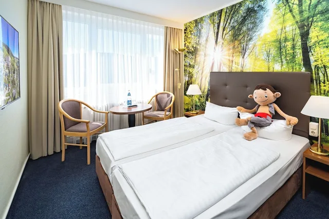غرفة عائلية بسريرين كوين بإطلالة على الحديقة بغرفتي نوم، Ahorn Hotel Am Fichtelberg 4/6